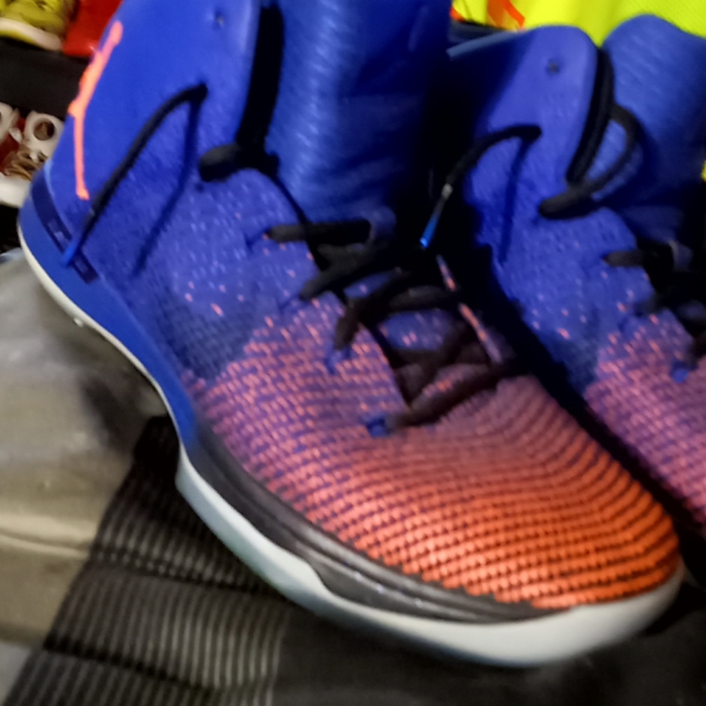 👽-SPACEJAM- JORDAN XXXI SUPERNOVA